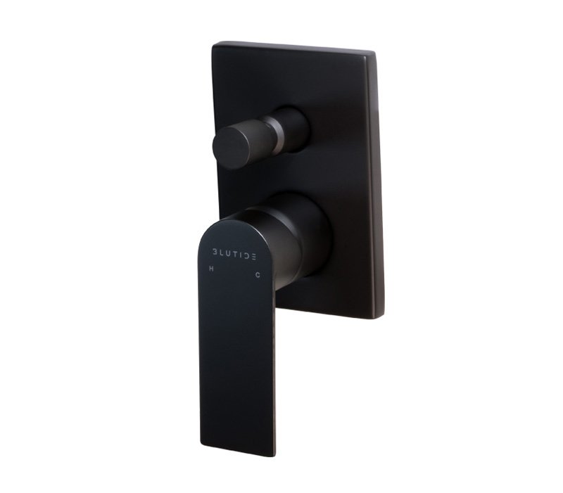 Concealed Diverter Trim Kit | Silk Black