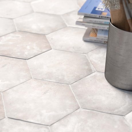 Hexa Cottage White